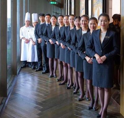 国宴级服务精英姚碧 专注最高规格宴会，铸就服务标杆